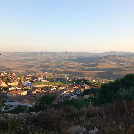 Iudica Charme Castel di Iudica